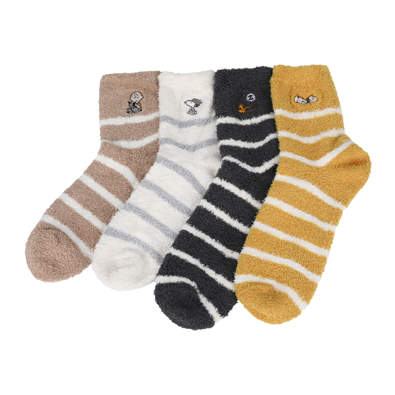 批發(fā)或訂制刺繡舒適柔軟半邊絨粗針冬季保暖襪地板襪家居襪