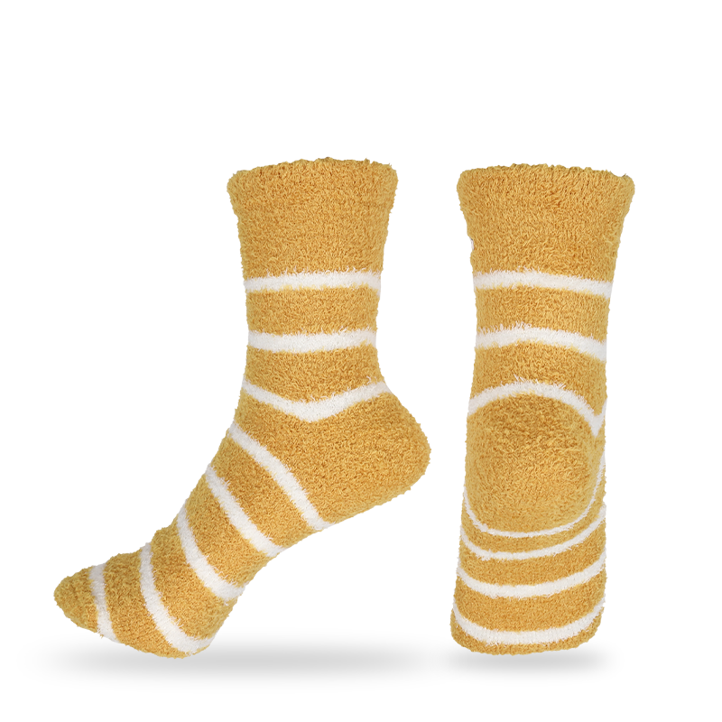 批發(fā)或訂制刺繡舒適柔軟半邊絨粗針冬季保暖襪地板襪家居襪